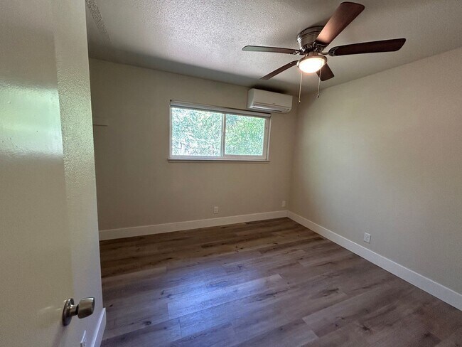 Building Photo - 3 Mefford Way