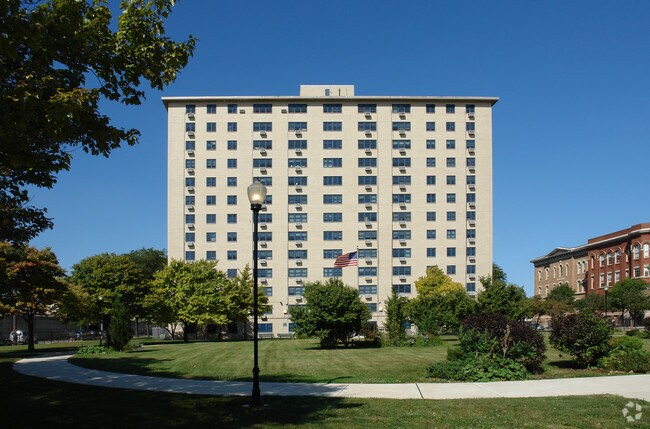 Building Photo - Long Life Apartments