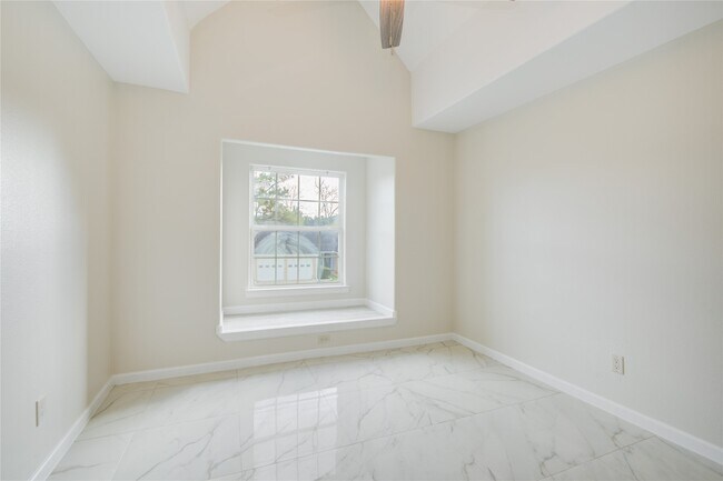 Building Photo - 4427 Waterfall Way