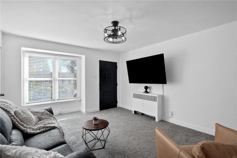 Building Photo - 205 N 28th St