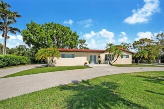 Building Photo - Beautiful home in quiet neighborhood