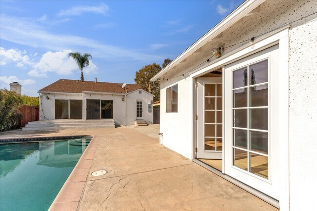 Backyard - 4710 Cartwright Ave