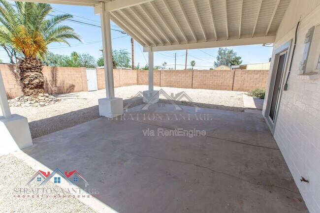 Building Photo - 2912 W Butler Dr