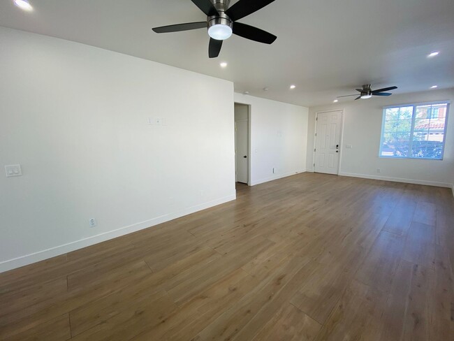 Building Photo - Beautiful single story in the Southwest! Quiet, secluded, and gated Sequoia community with park!