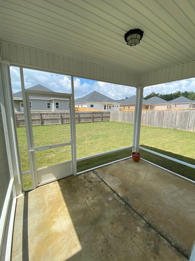 Building Photo - 109 Cascades Ct