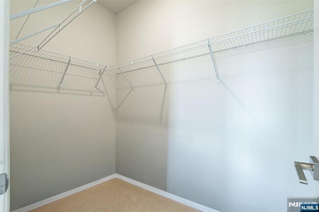 Building Photo - 28 Leahy Dr