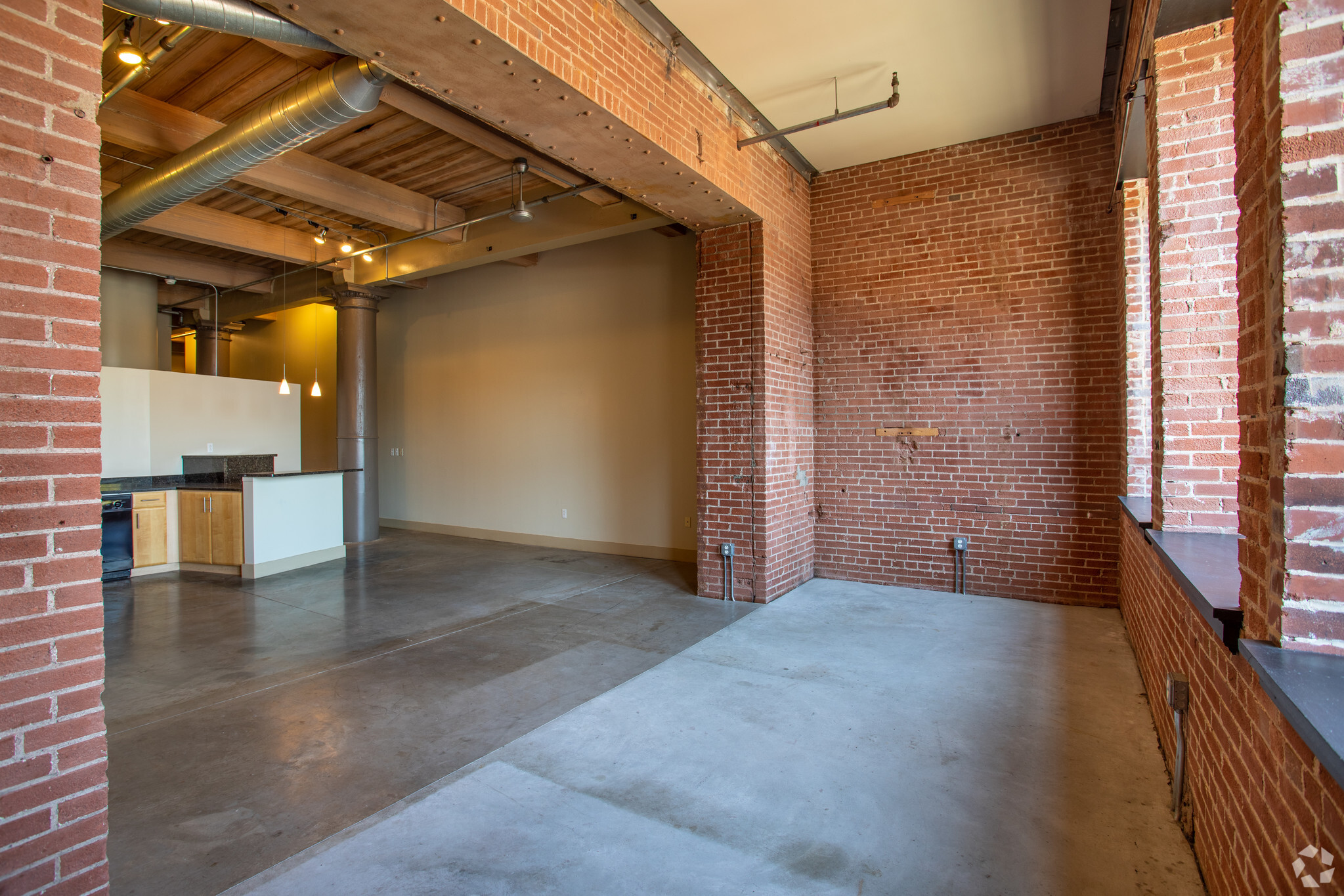 1BR, 1.5BA - 1,396 SF - Bogen Lofts