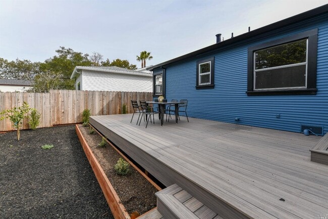 Building Photo - 1509 Banks Ave