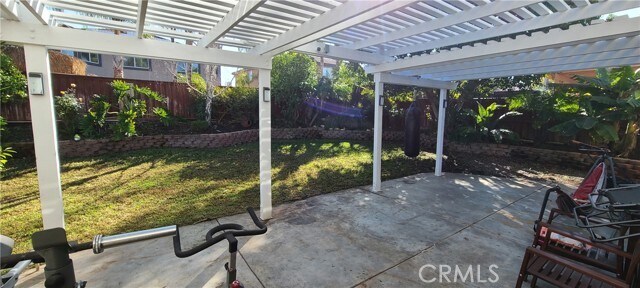 Building Photo - 2563 Gilbert Ave