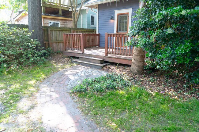 Building Photo - Charming Historic Home Walkable to Cargo & Soda Pop Districts