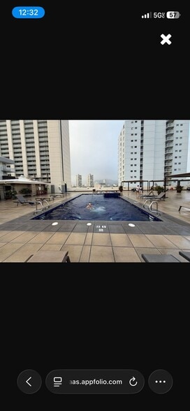 Building Photo - 2211 Ala Wai Blvd