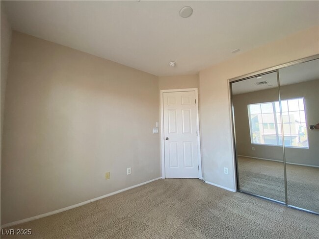 Building Photo - 6127 W Levi Ave