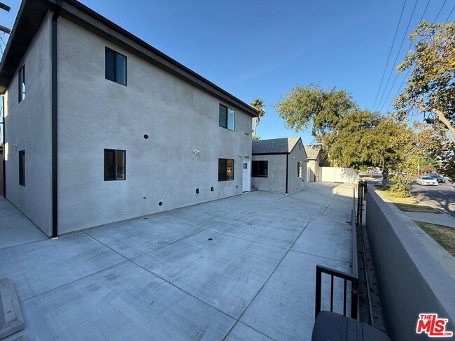 Building Photo - 11947 Victory Blvd