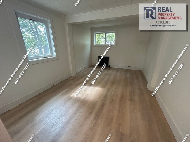 Building Photo - Charming 2-Bedroom Home with Bonus Room – ...