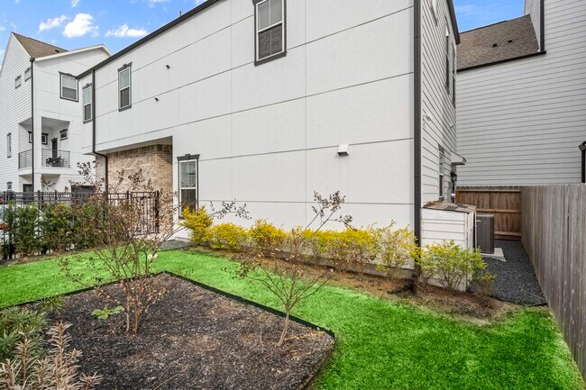 Building Photo - 5434 Wheatley St