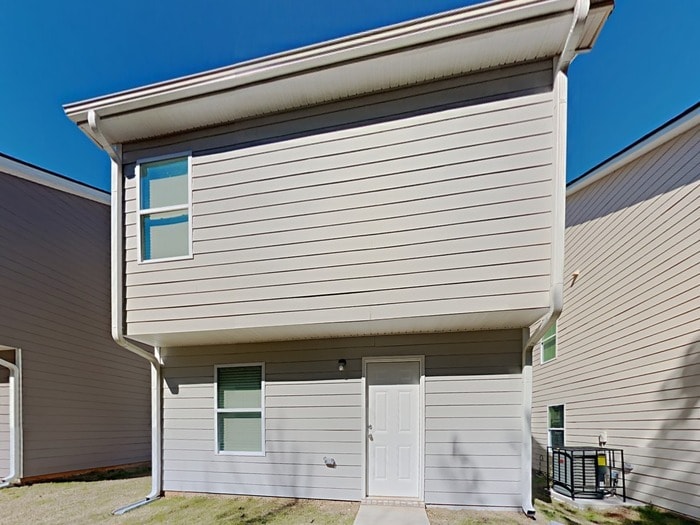 Building Photo - 1052 Wedgewood Ct NE