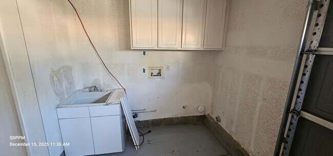 Building Photo - 4S RANCH / SAN DIEGO - Nice 3 Bedroom / 2.5 Bath House  AVAILABLE NOW!!