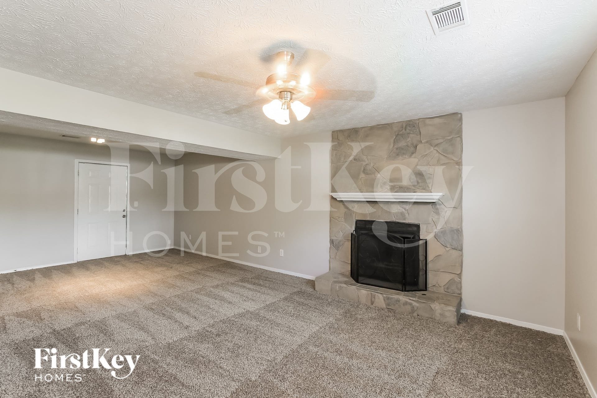 Building Photo - 2145 Sara Ashley Way