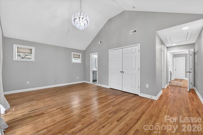 Building Photo - 3920 Haven Dr