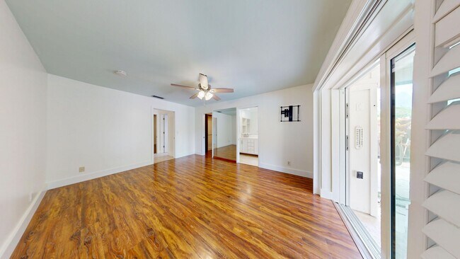 Building Photo - 3BR/ 3BA Pool Home   *Near Burns Rd Aquatic Center & Park * No HOA * 12+ Month Lease Options Avai...