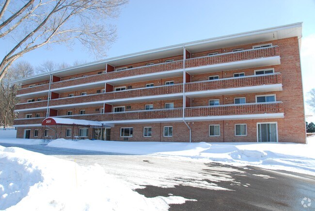 Primary Photo - 2051 Allen Blvd