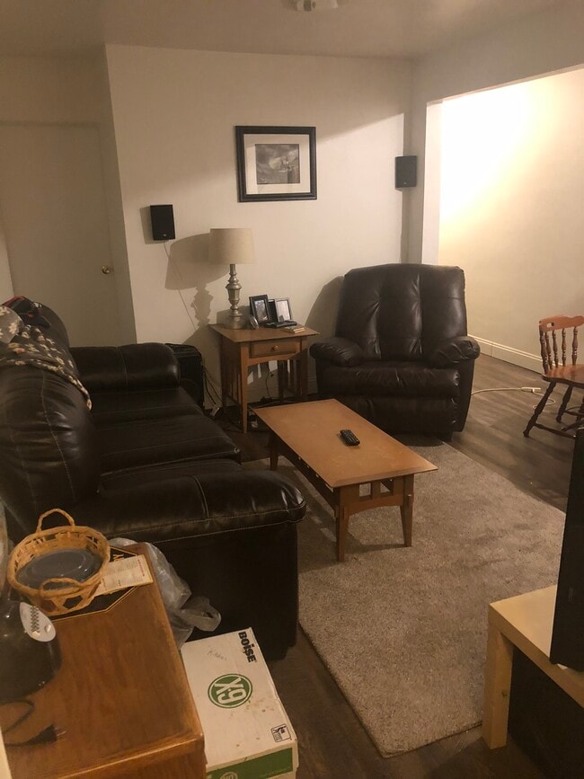 Building Photo - 3209 Ward St