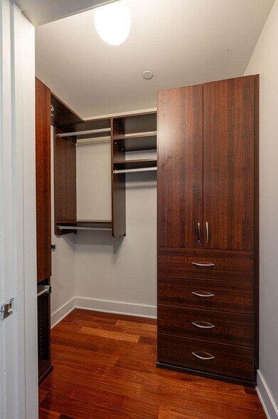 Building Photo - 201 Marin Blvd