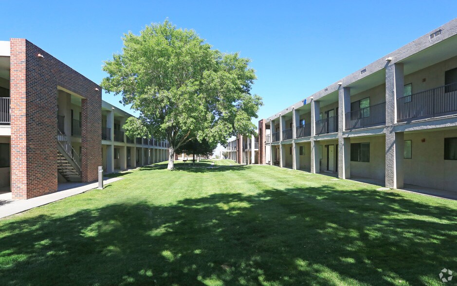 Sunrise Apartments 13400 Lomas Blvd NE Albuquerque NM 87112 Apartment Finder