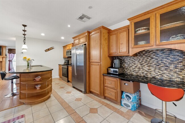 Building Photo - 3200 S Gessner Rd