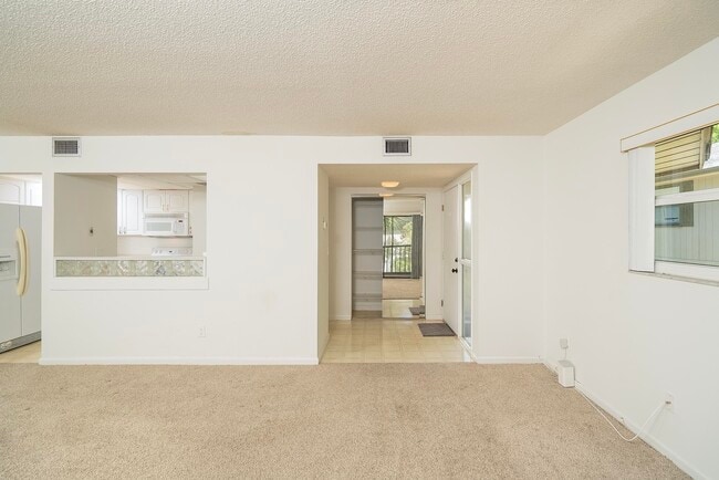 Building Photo - 22 Veronese Ct
