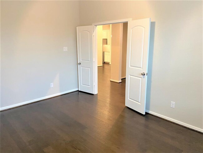 Building Photo - 12043 Talmadge Reach Dr