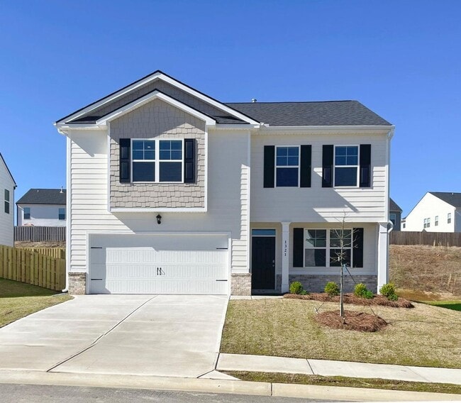 Primary Photo - 4 Bedroom 2.5 Bath in Grovetown