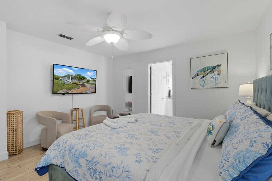 Building Photo - 27 Mala Compra Rd