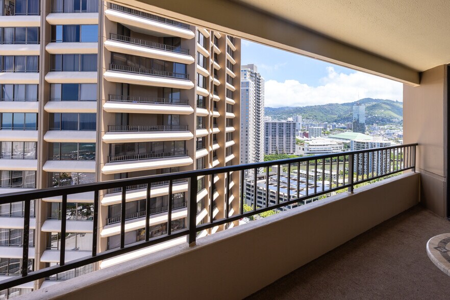 Building Photo - 1778 Ala Moana Blvd