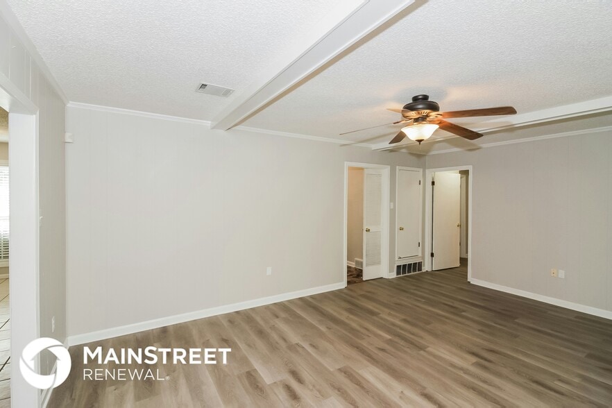 Building Photo - 5824 Port Haven Dr