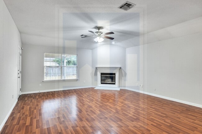 Building Photo - 1500 Gardena Canyon Dr