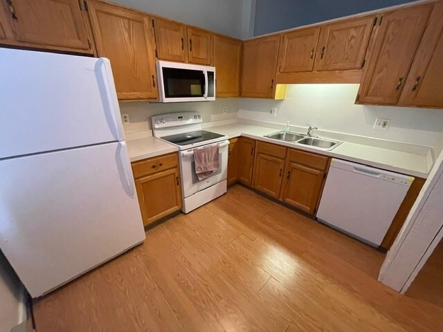 Building Photo - 797 Glenrock Dr