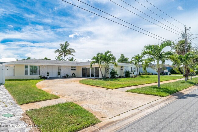 Building Photo - 458 Sandpiper Dr
