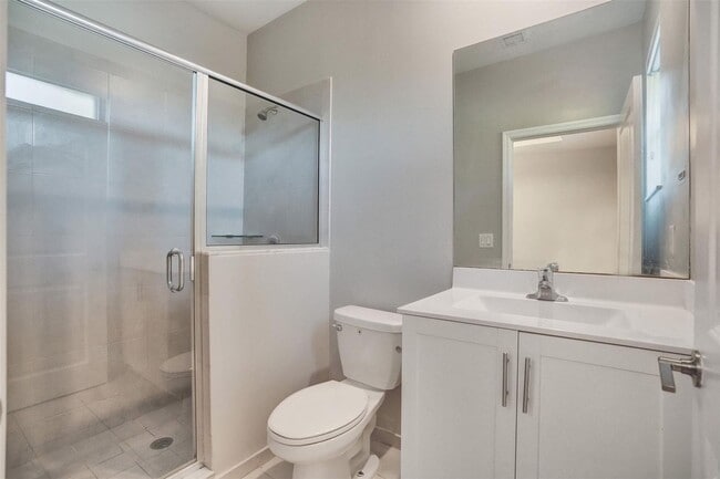 Building Photo - 389 NE 208th Terrace