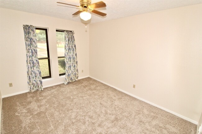 Building Photo - 3146 Wagon Trail Dr