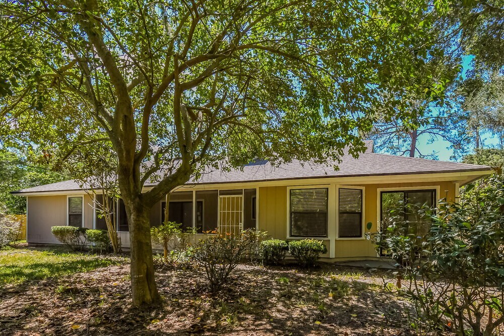Building Photo - 10364 Windfern Ct N