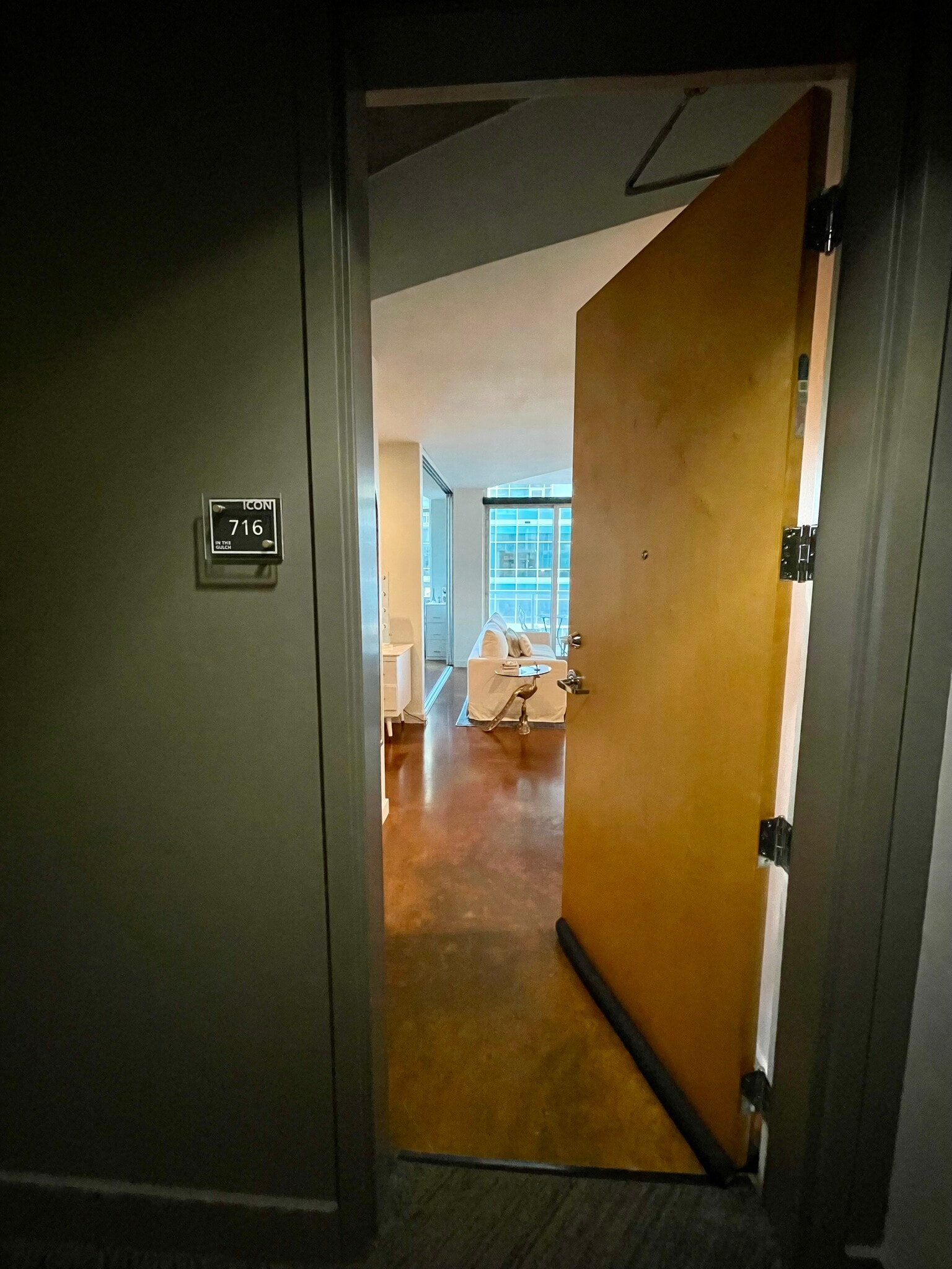 Building Photo - 600 12th Ave S