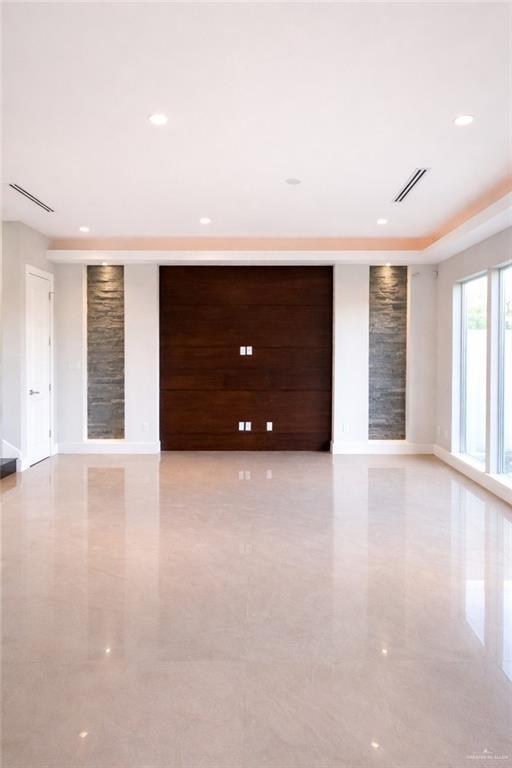 Building Photo - 24 Wichita Ave