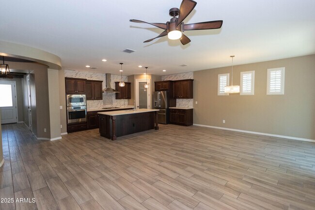 Building Photo - 3951 E Turley St