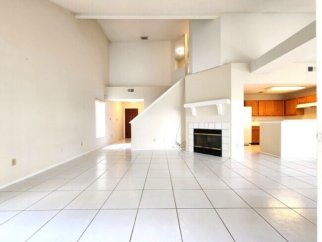Building Photo - Open Layout; Fenced-in Yard; Quiet Neighbo...