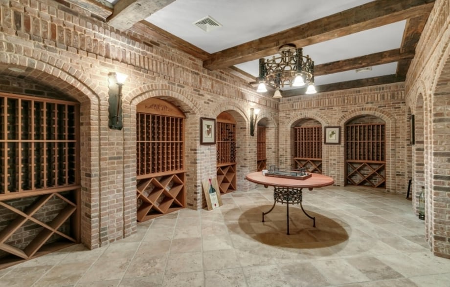 Building Photo - 581 Pottersville Rd