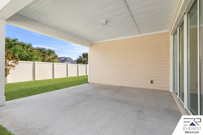 Building Photo - 58 Los Lagos Blvd