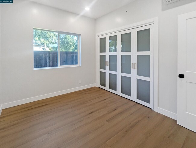 Building Photo - 1892 Sunnyvale Ave