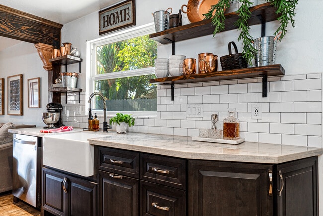 Building Photo - 8511 Fensmuir St