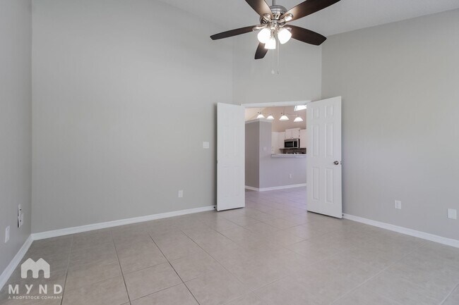 Building Photo - 536 Remington Oak Dr